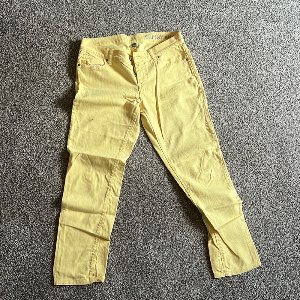 New York & company - yellow skinny jeans - size 4 - ankle cut